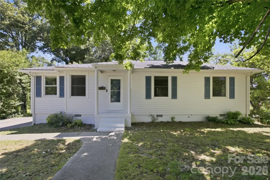 302 Houser Street Cherryville NC 28021