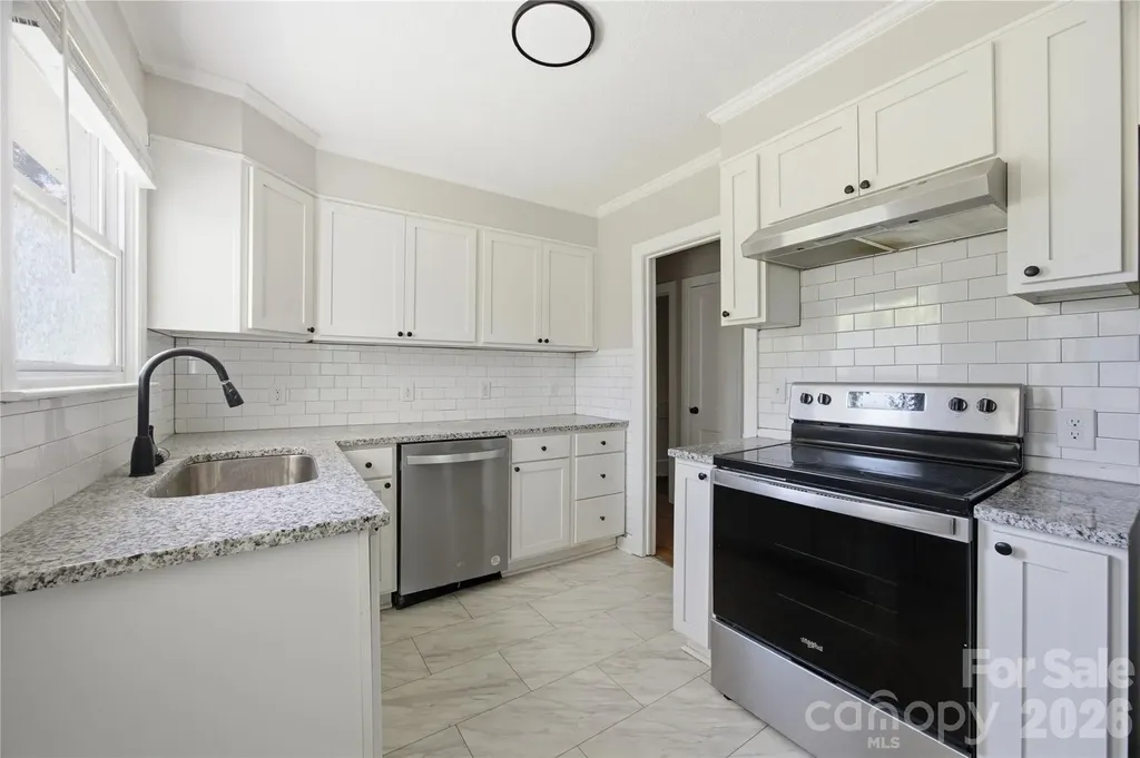 302 Houser Street Cherryville NC 28021