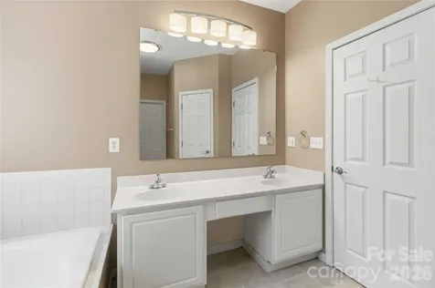 1603 Hunters Place Road York SC 29745