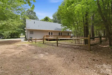 1603 Hunters Place Road York SC 29745
