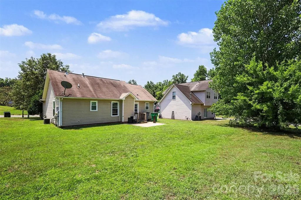 1440 Bells Knox Road Charlotte NC 28214