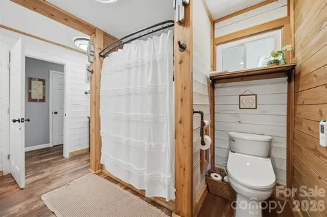 2411 Robertson Lane Lenoir NC 28645