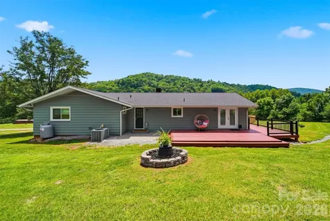 2411 Robertson Lane Lenoir NC 28645