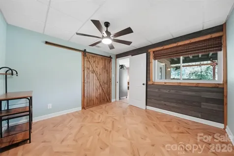 2411 Robertson Lane Lenoir NC 28645
