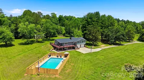 2411 Robertson Lane Lenoir NC 28645