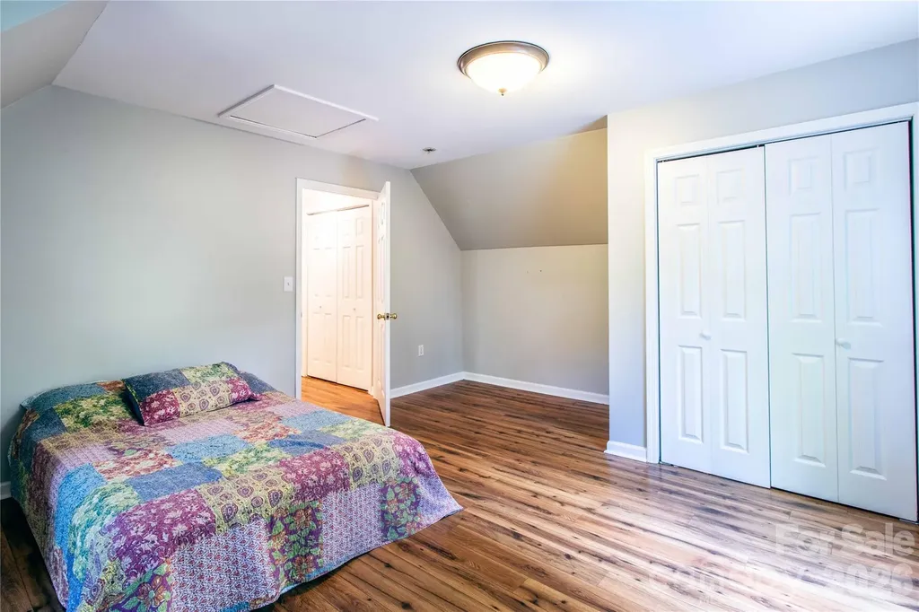 142 Blake Drive Canton NC 28716