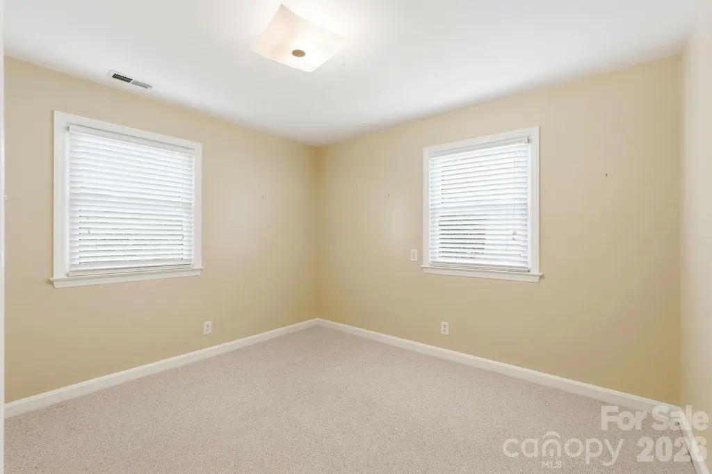 112 Queensbury Road Winston Salem NC 27104
