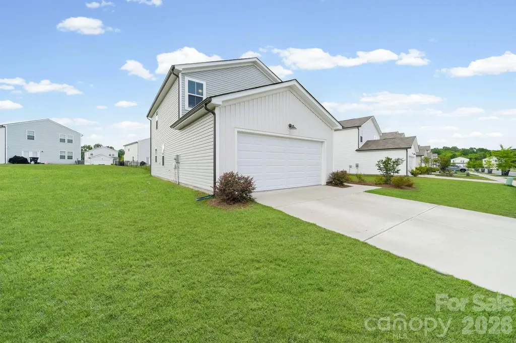3082 Bell Spur Avenue SW Concord NC 28027