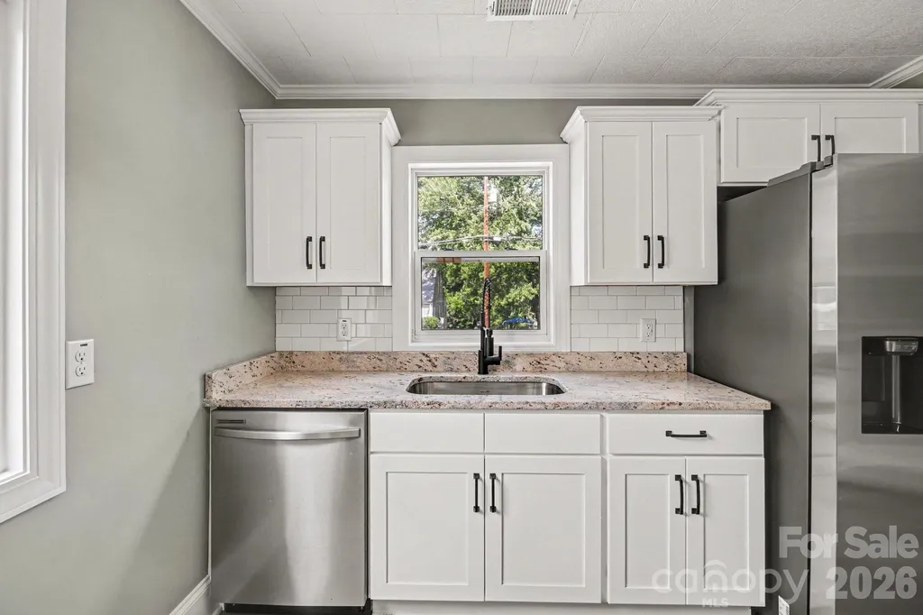 110 Spring Street Kernersville NC 27284