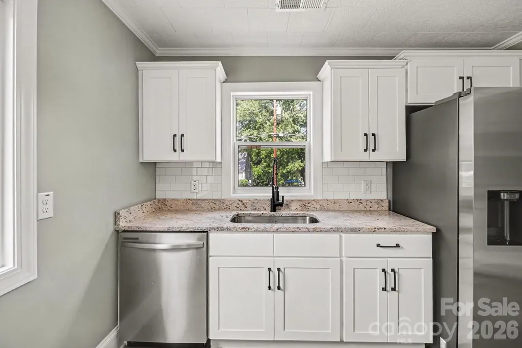 110 Spring Street Kernersville NC 27284