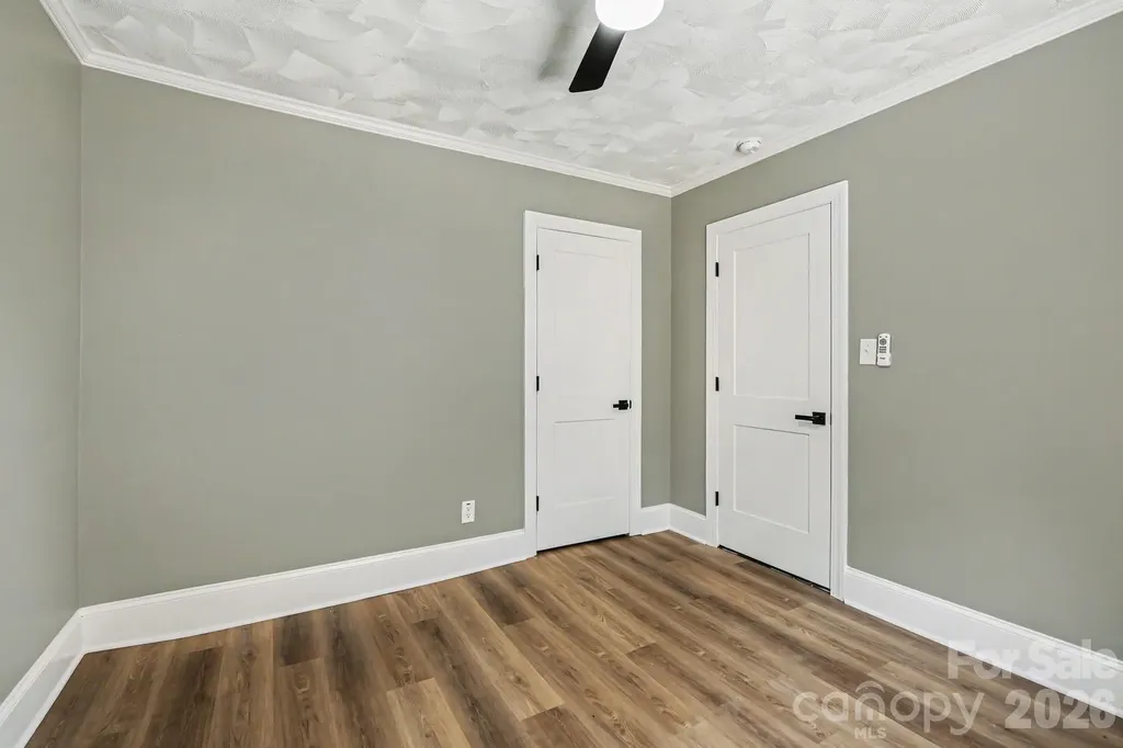 110 Spring Street Kernersville NC 27284