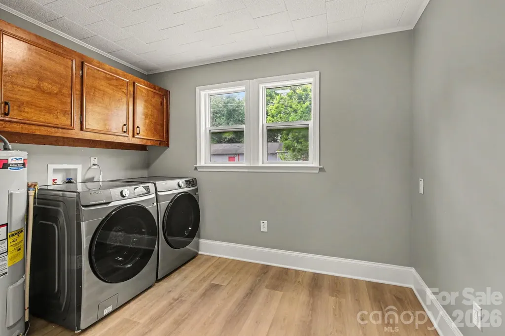 110 Spring Street Kernersville NC 27284