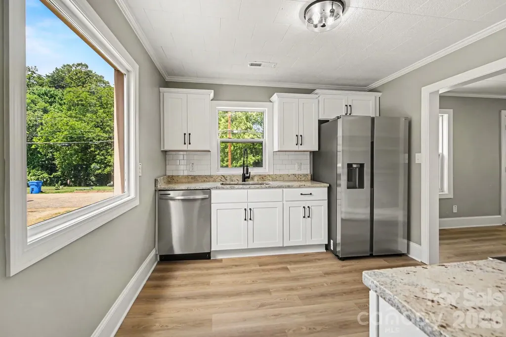 110 Spring Street Kernersville NC 27284