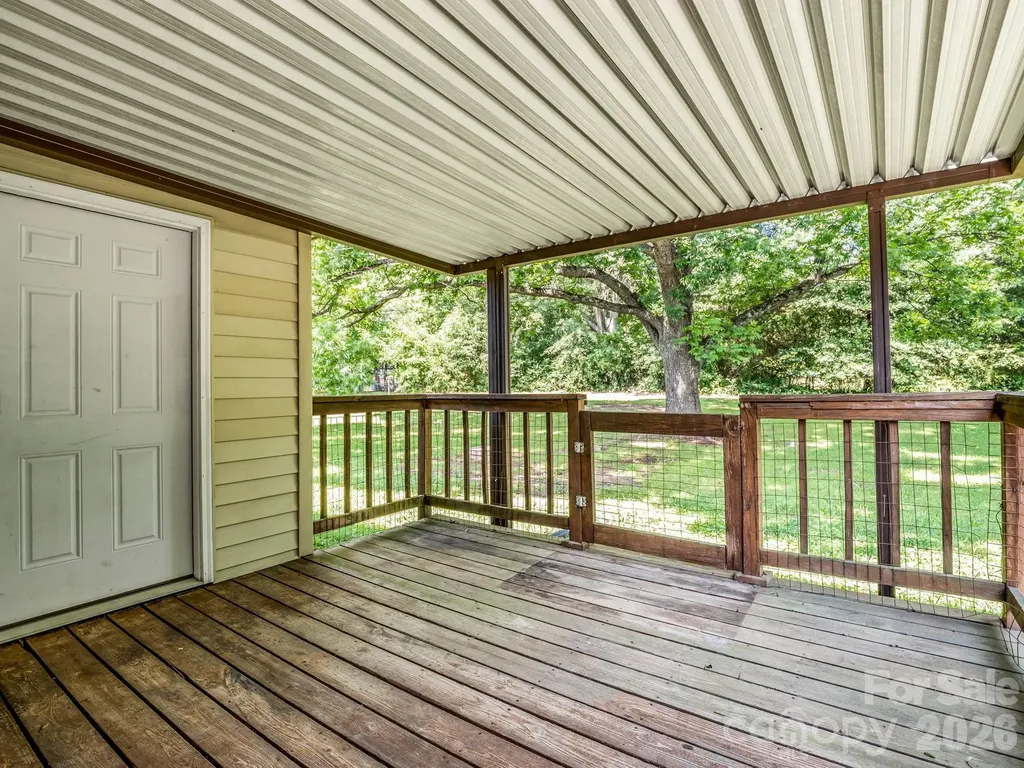 1758 Chase High Road Forest City NC 28043