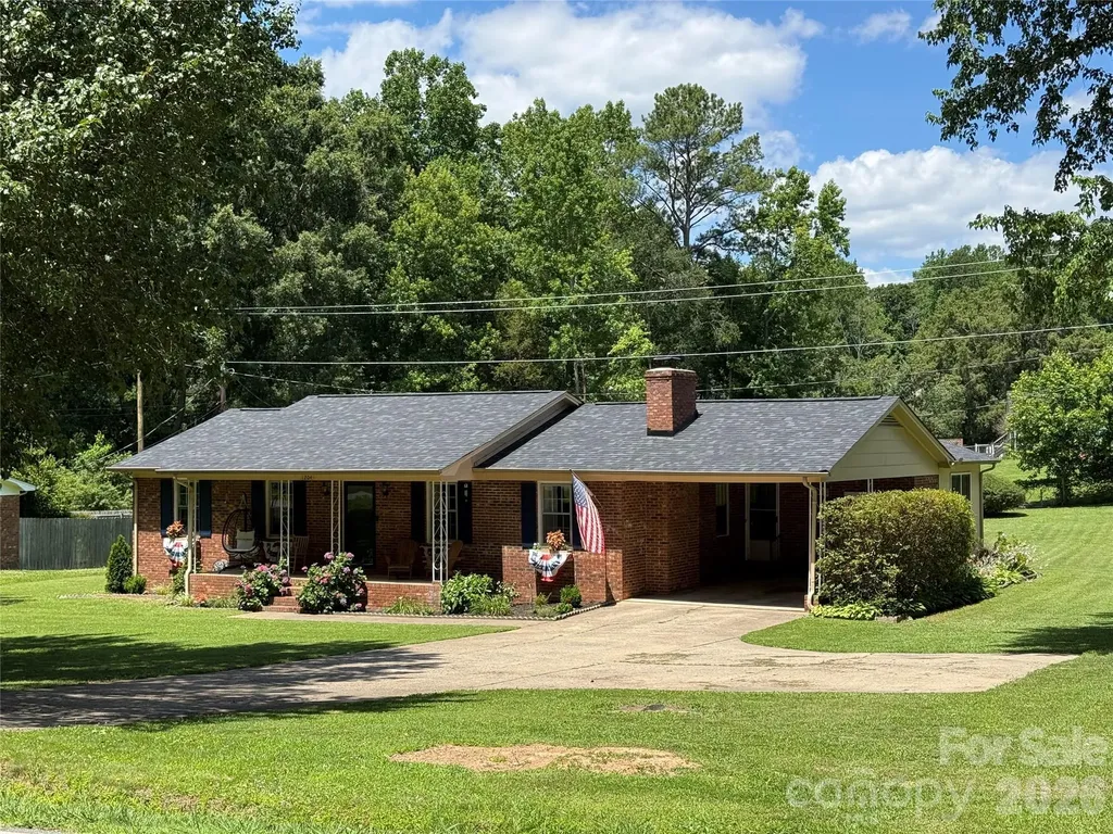 1204 Crowders Mountain Road Bessemer City NC 28016