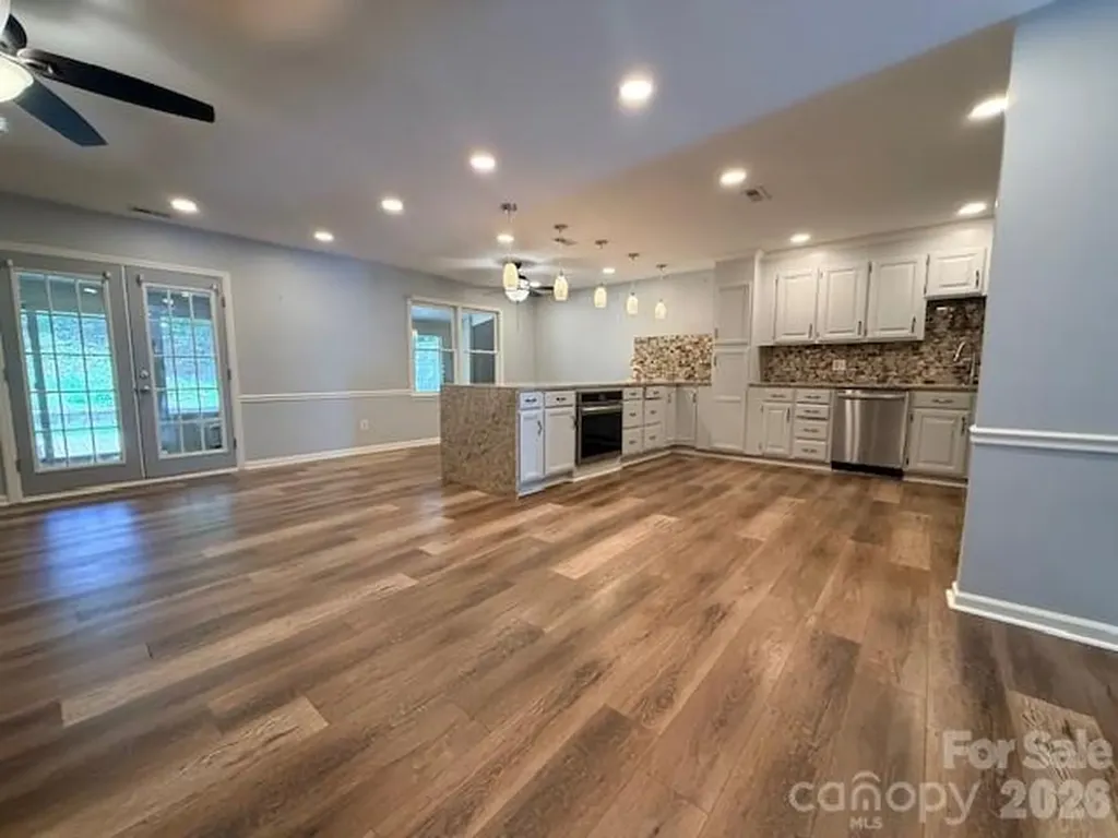 518 Camrose Circle NE Concord NC 28025