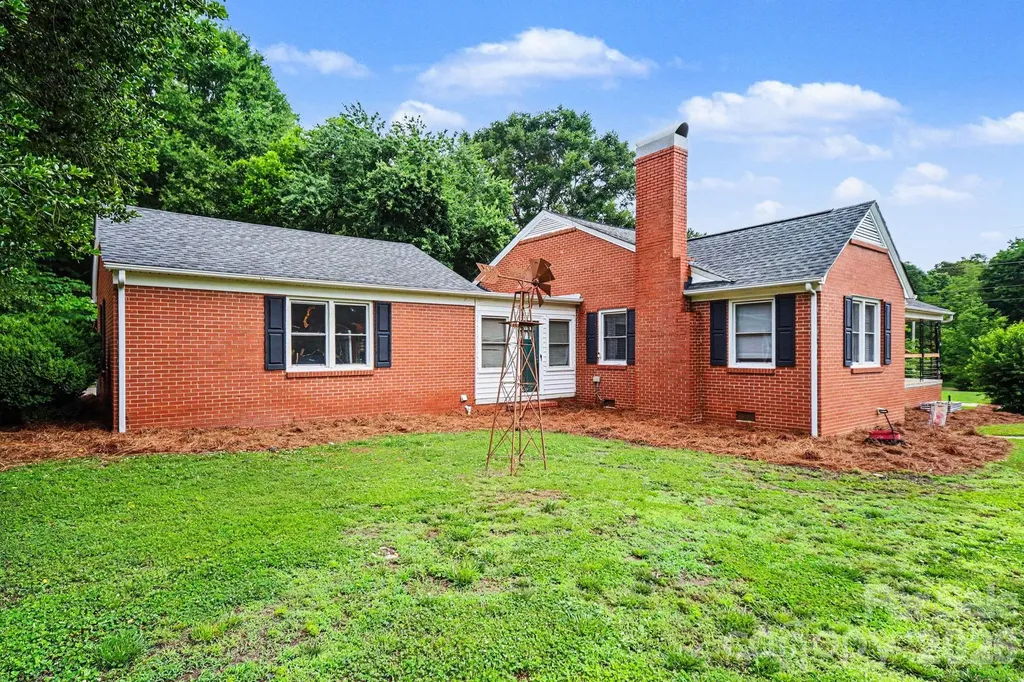 1224 Petes Road Lincolnton NC 28092