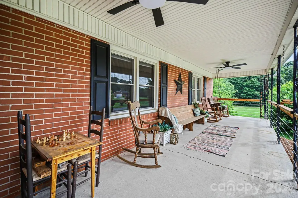1224 Petes Road Lincolnton NC 28092