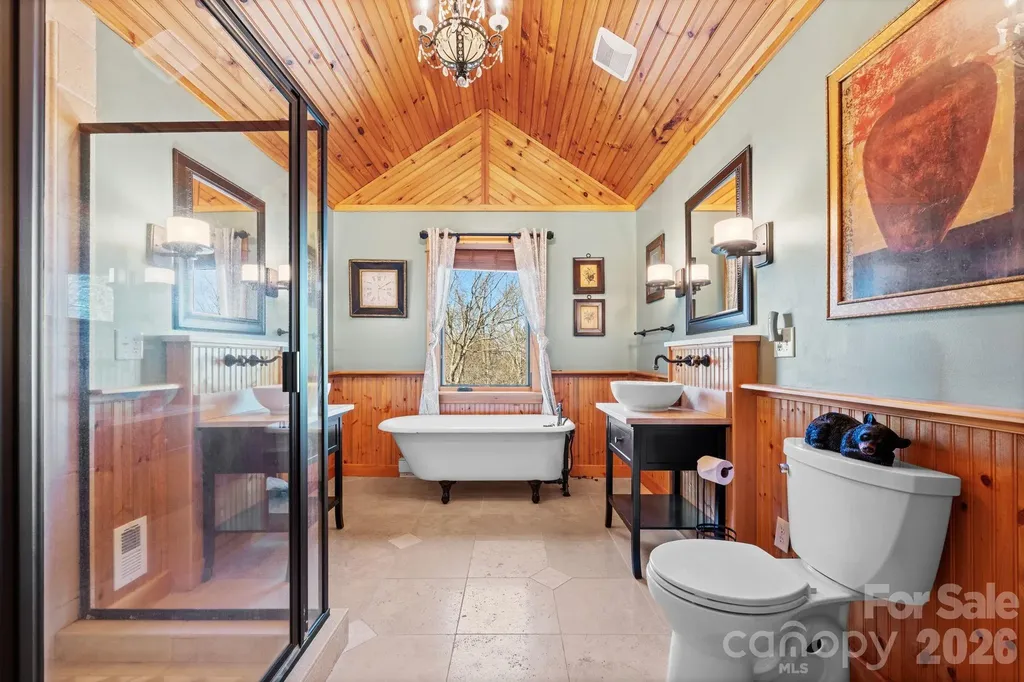569 Shelter Rock Circle Sugar Mountain NC 28604