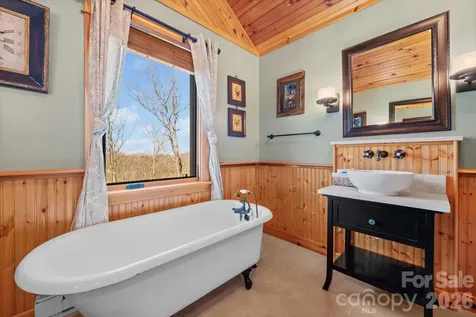 569 Shelter Rock Circle Sugar Mountain NC 28604