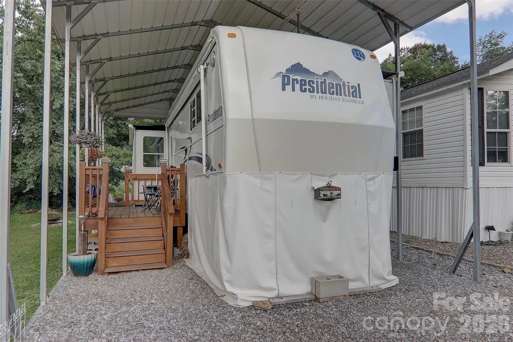 109 Pike Point Waynesville NC 28785