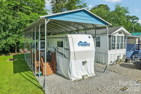 109 Pike Point Waynesville NC 28785