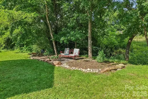 109 Pike Point Waynesville NC 28785