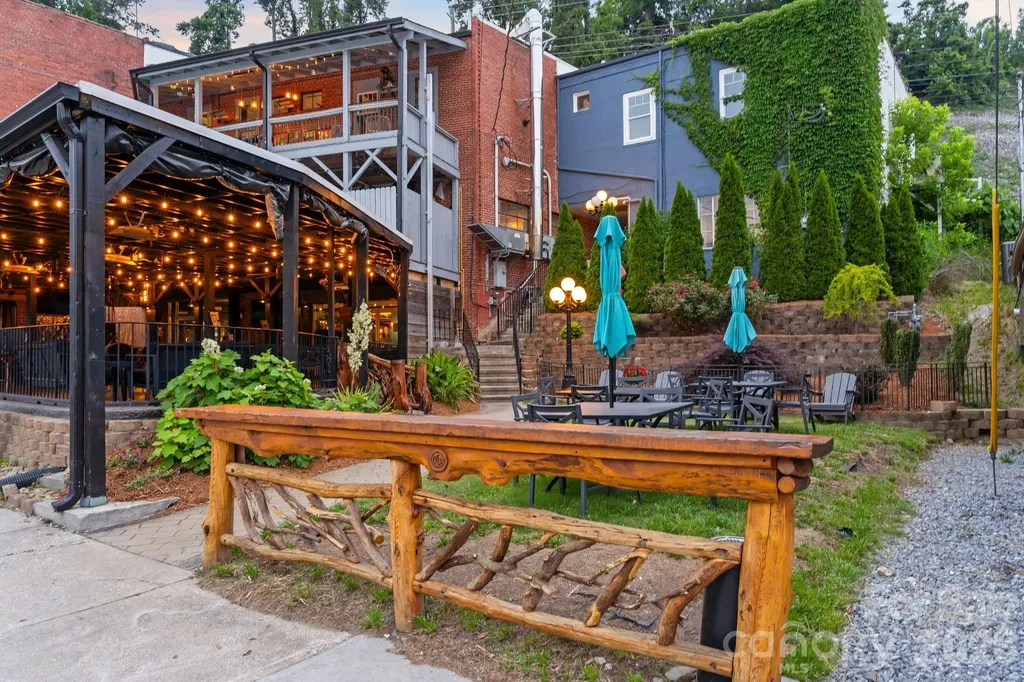 69 Locust Street Spruce Pine NC 28777