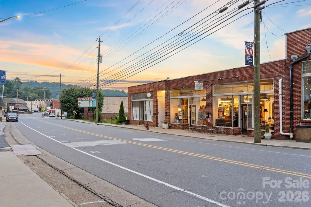 69 Locust Street Spruce Pine NC 28777