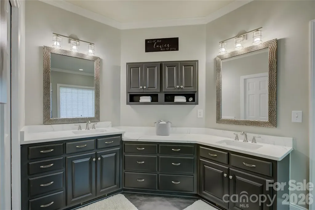 11404 Fernside Drive Charlotte NC 28227