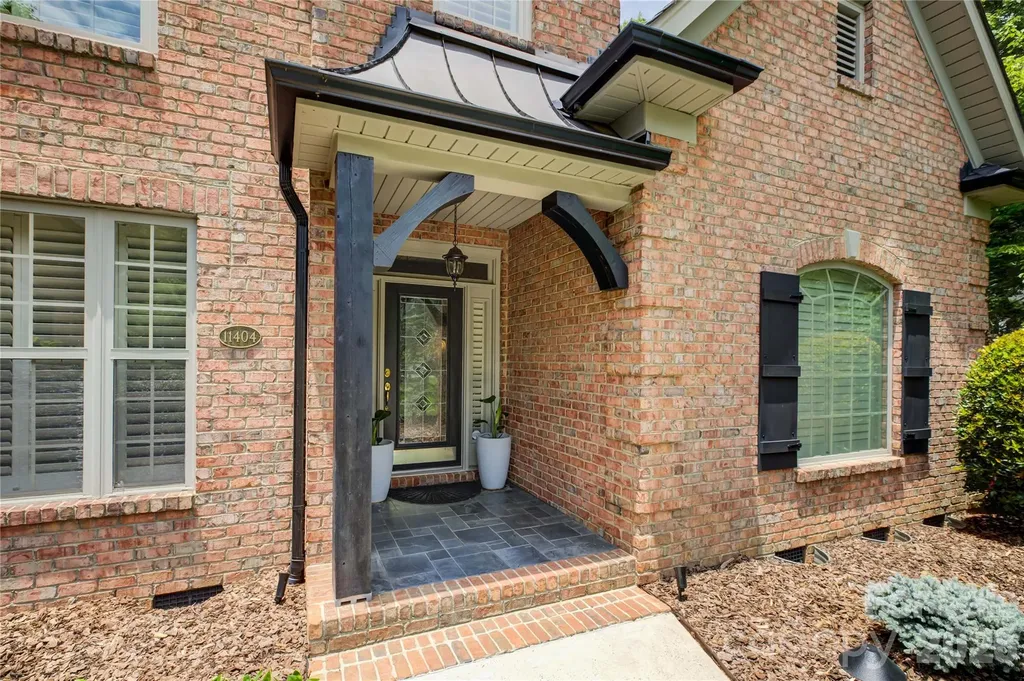 11404 Fernside Drive Charlotte NC 28227