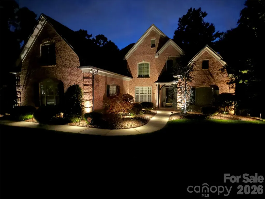 11404 Fernside Drive Charlotte NC 28227