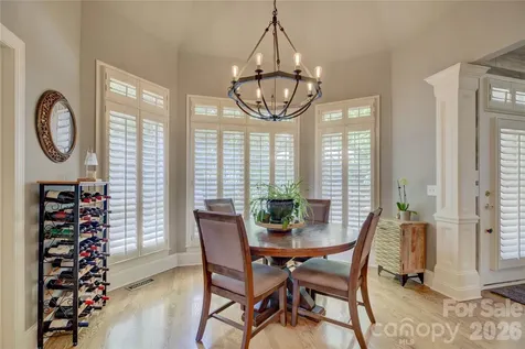 11404 Fernside Drive Charlotte NC 28227