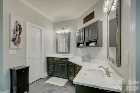 11404 Fernside Drive Charlotte NC 28227
