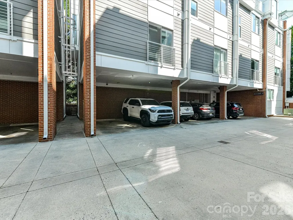 285 Mcdonald Avenue Charlotte NC 28203