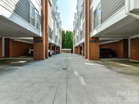 285 Mcdonald Avenue Charlotte NC 28203
