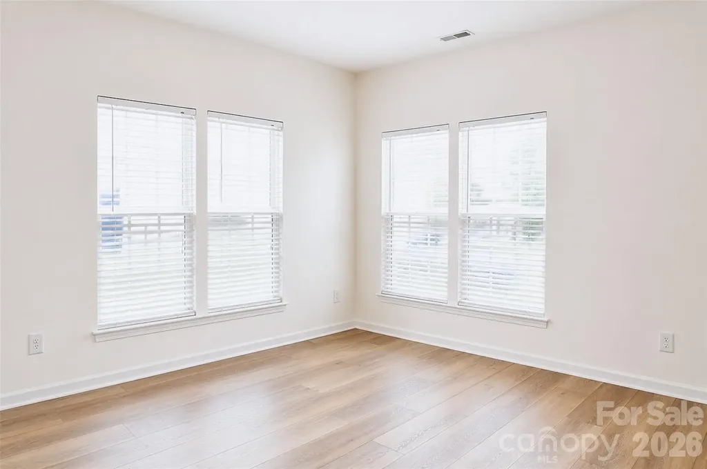 4913 Sunburst Lane Charlotte NC 28213
