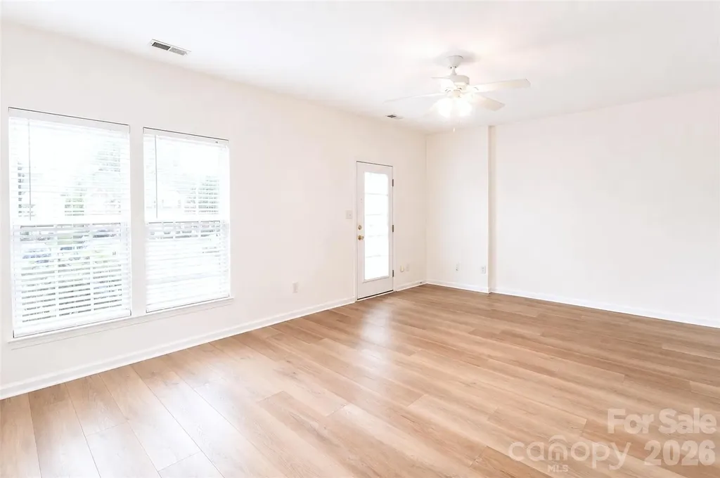 4913 Sunburst Lane Charlotte NC 28213
