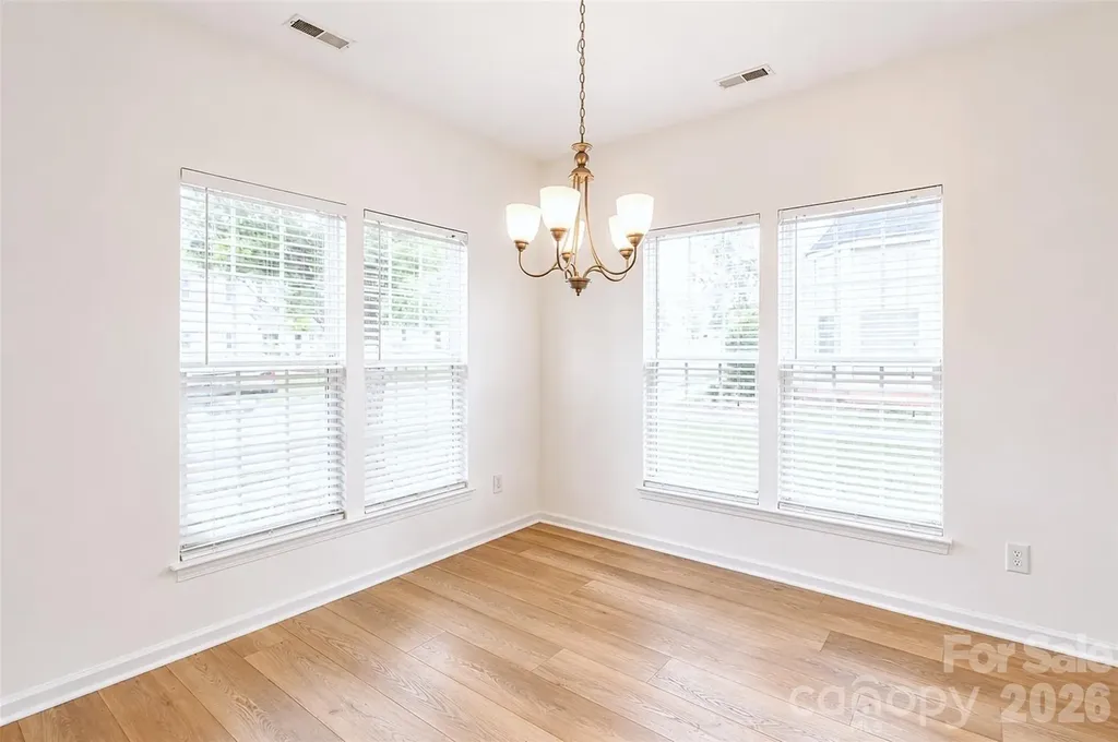 4913 Sunburst Lane Charlotte NC 28213