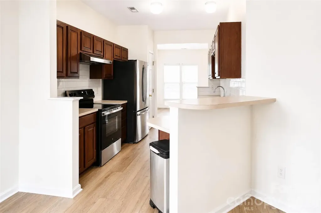 4913 Sunburst Lane Charlotte NC 28213