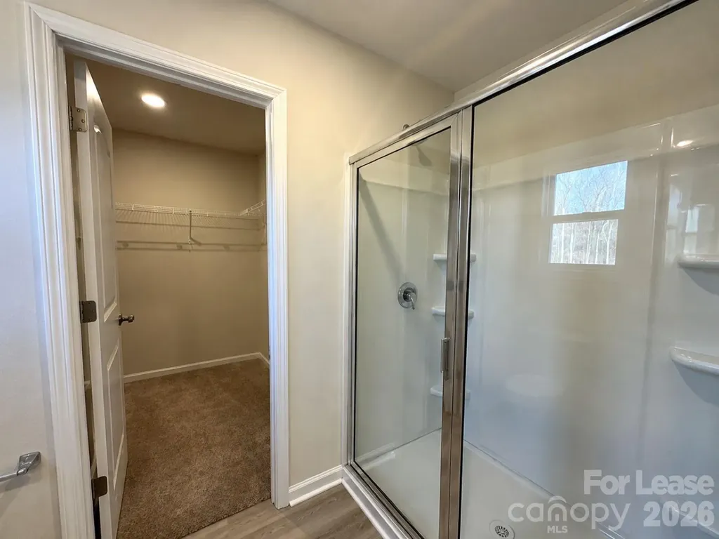3003 Crescent Lake Lane Charlotte NC 28214