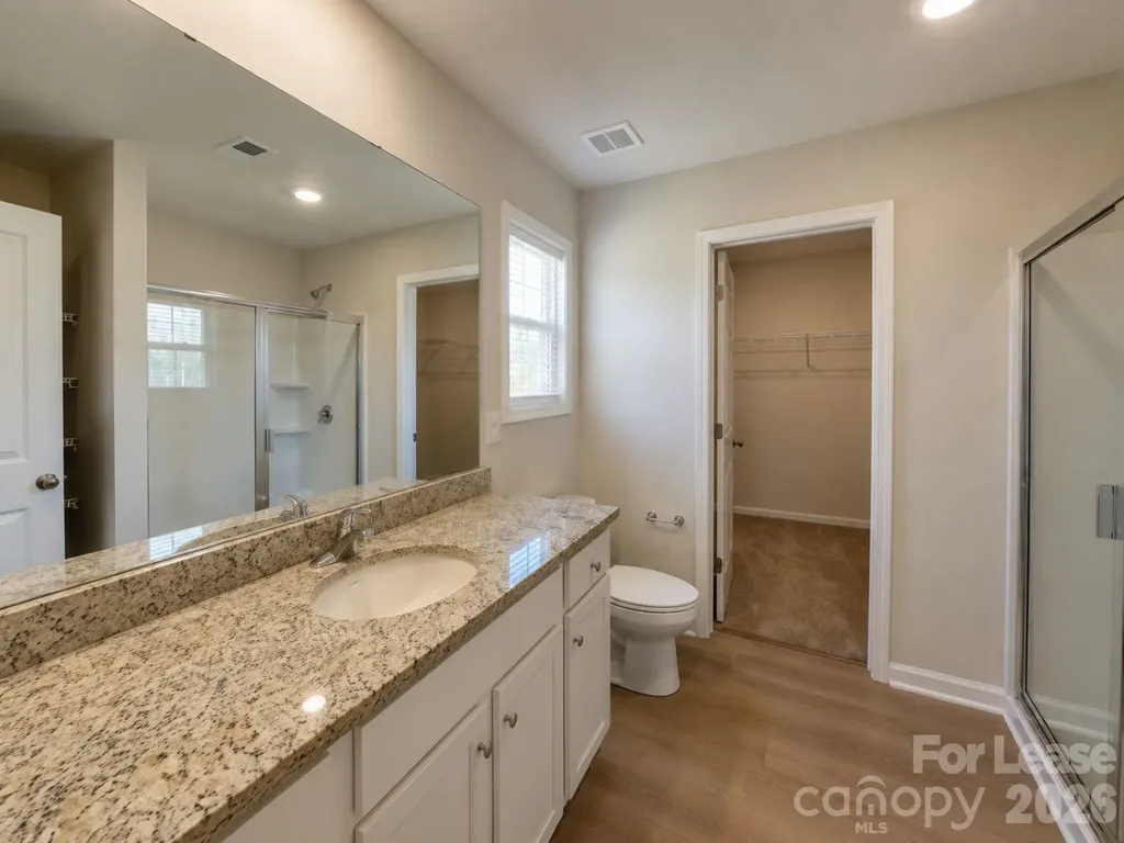 3003 Crescent Lake Lane Charlotte NC 28214