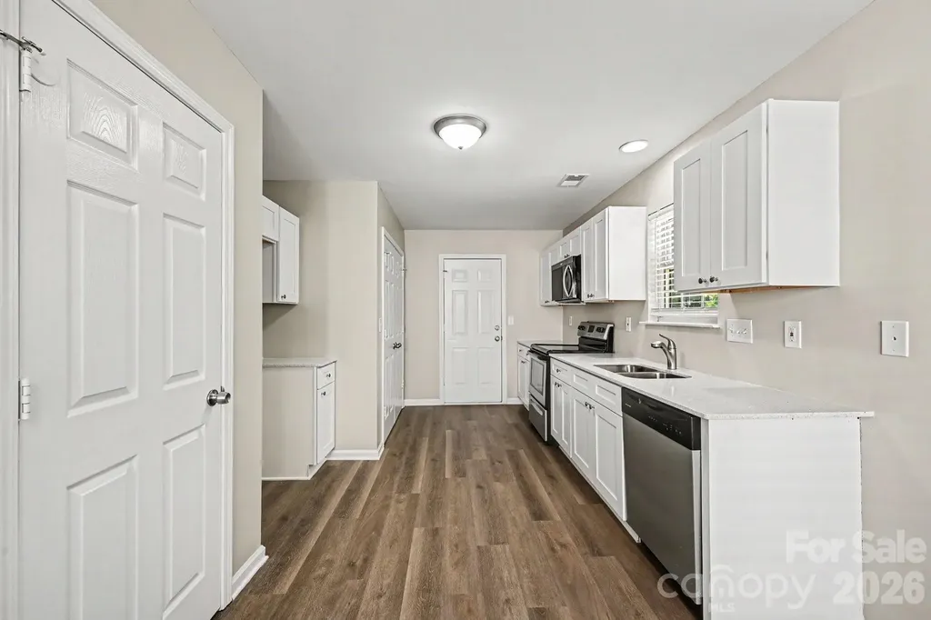 8621 Berrybrook Lane Charlotte NC 28269