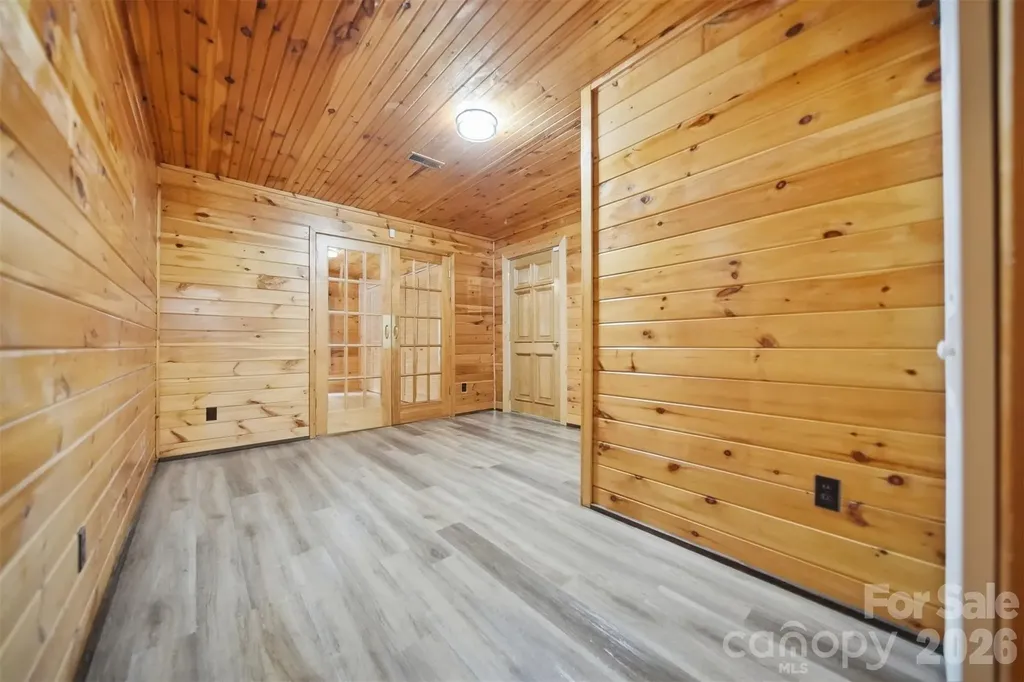 408 Birch Circle Drive Hudson NC 28638