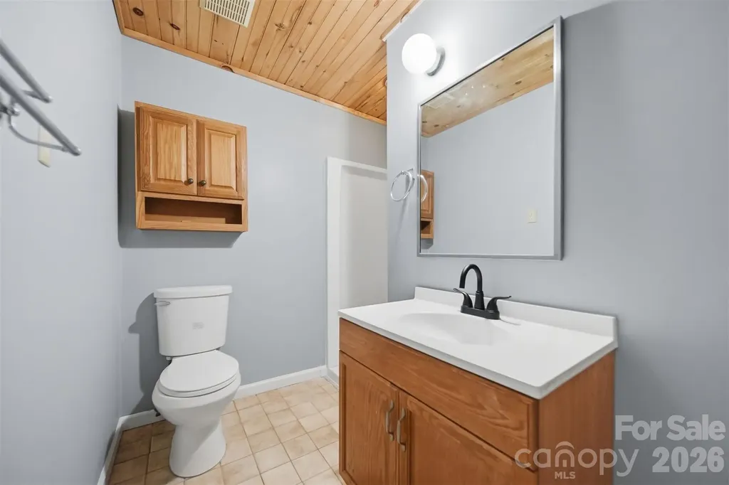 408 Birch Circle Drive Hudson NC 28638