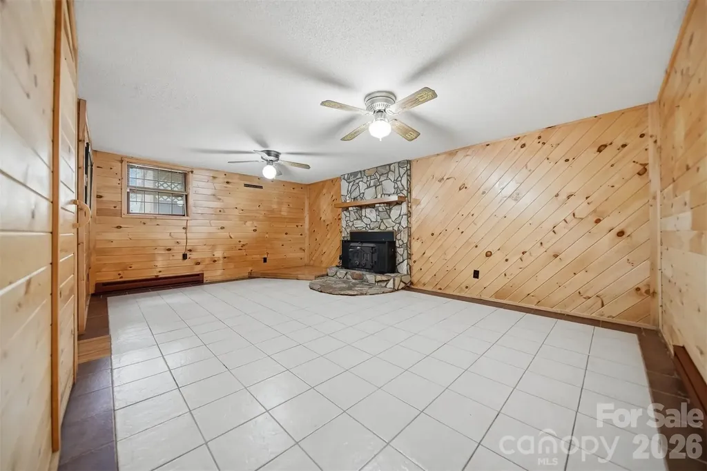 408 Birch Circle Drive Hudson NC 28638