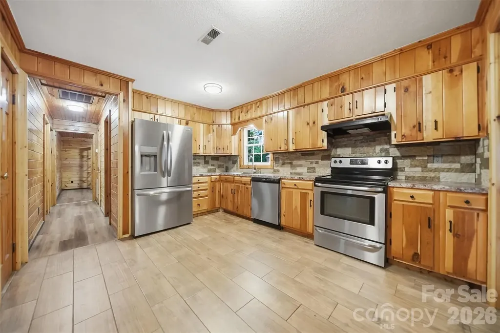 408 Birch Circle Drive Hudson NC 28638
