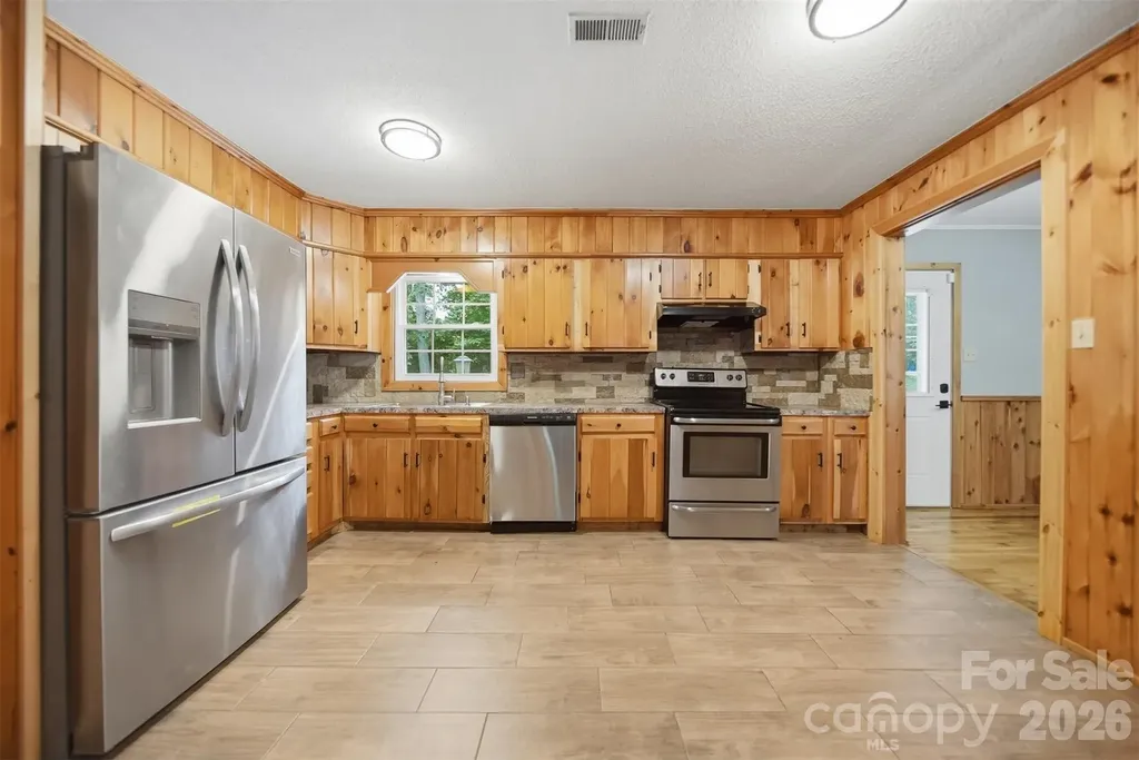 408 Birch Circle Drive Hudson NC 28638