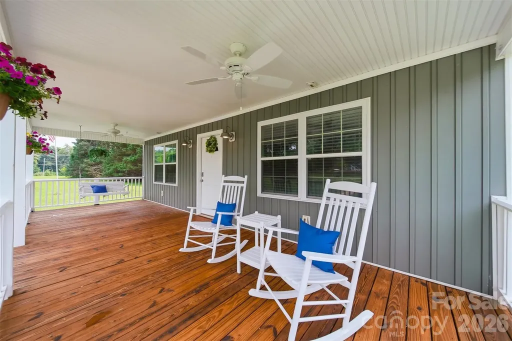 3453 Plateau Road Newton NC 28658
