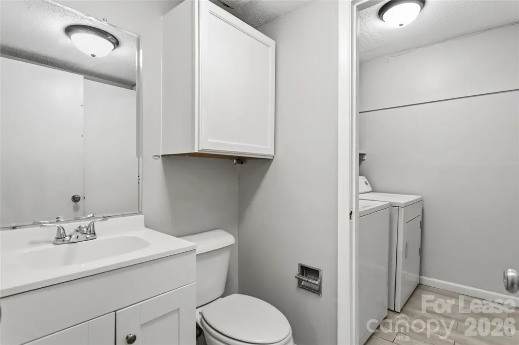 2005 Stoney Point Lane Charlotte NC 28210